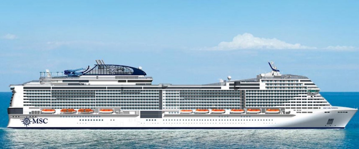 MSC Grandiosa sort en mer